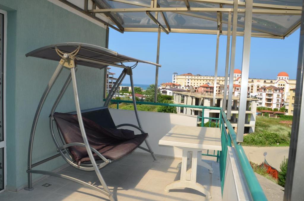 Balkón nebo terasa v ubytování Sania