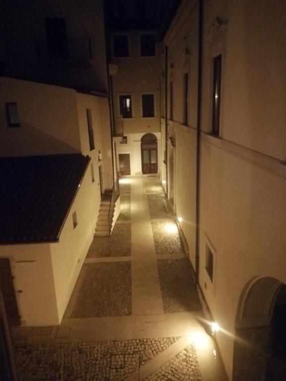 Fotografie z fotogalerie ubytování B&B BONE NOVELLE dimora storica palazzo zuzi v destinaci LʼAquila