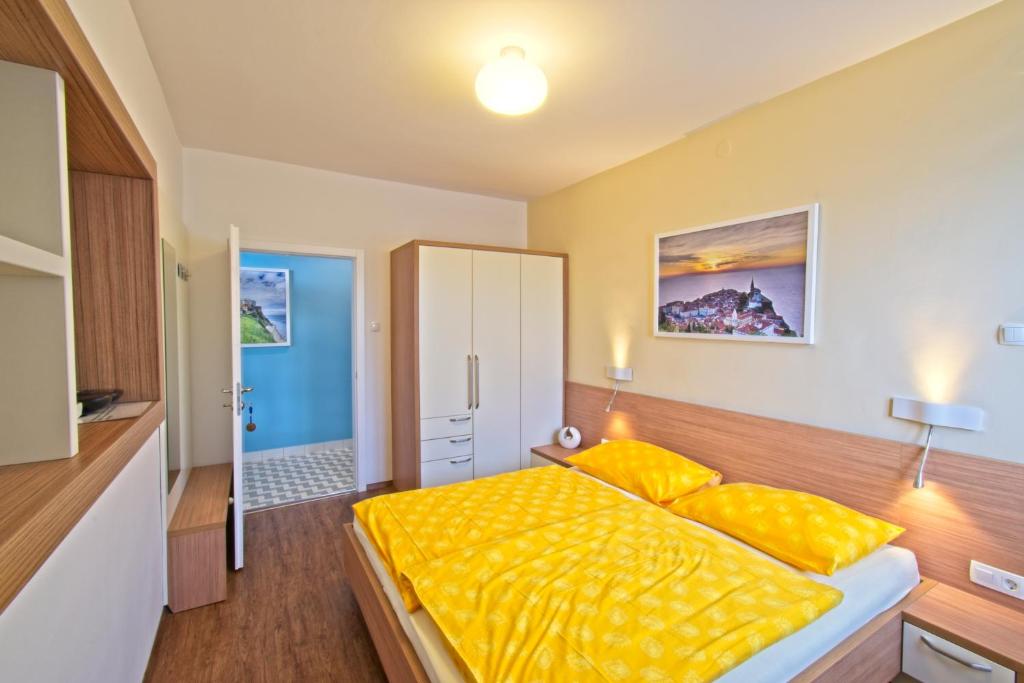 Postel nebo postele na pokoji v ubytování Sea View Guesthouse Opara