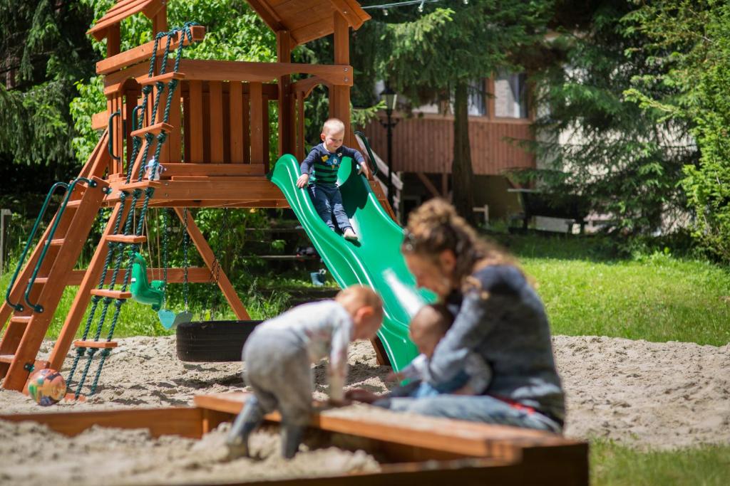 Děti v ubytování Hostel Szczelinka