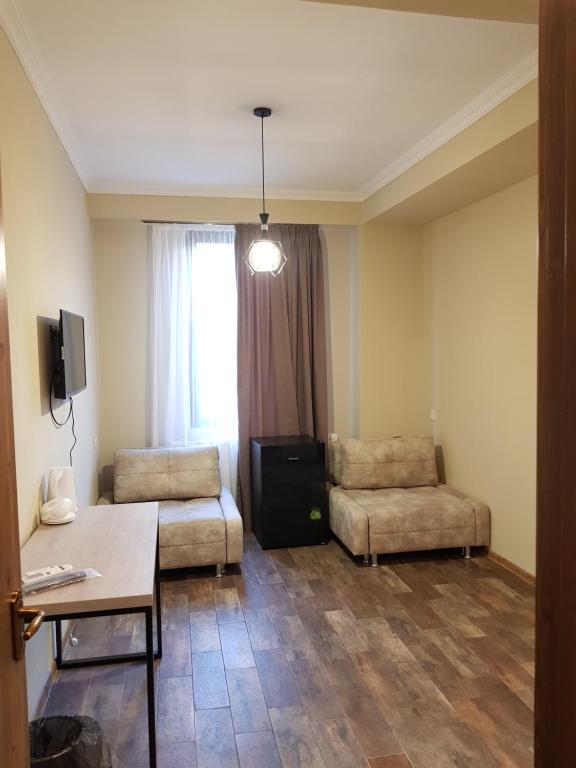 Hotel Terrace Kutaisi - Deluxe King Room