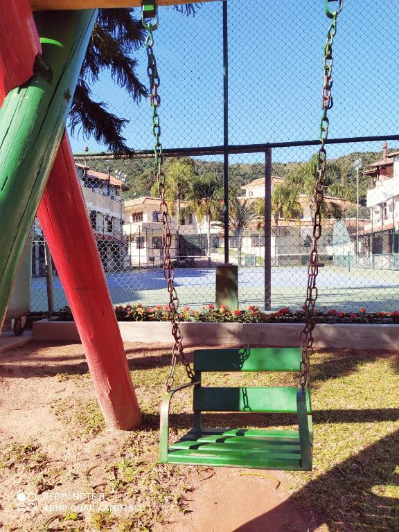  LINDO TRIPLEX- PISCINA-QUADRA DE TÊNIS