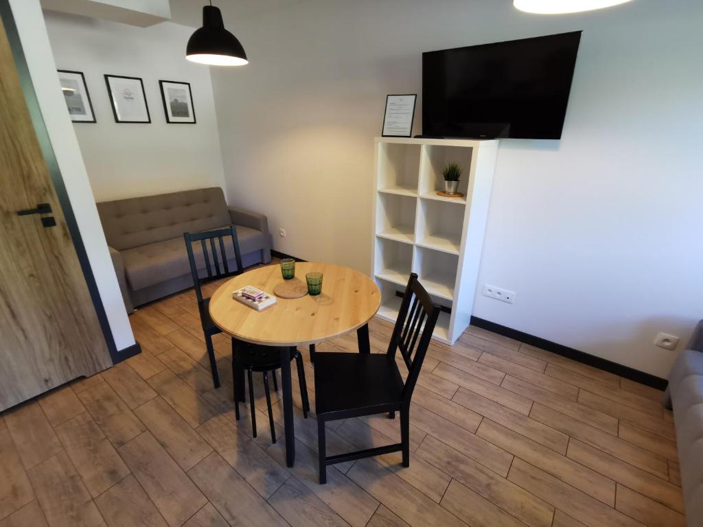 Fotografia z galérie ubytovania APARTAMENTY DĘBINA v destinácii Debina