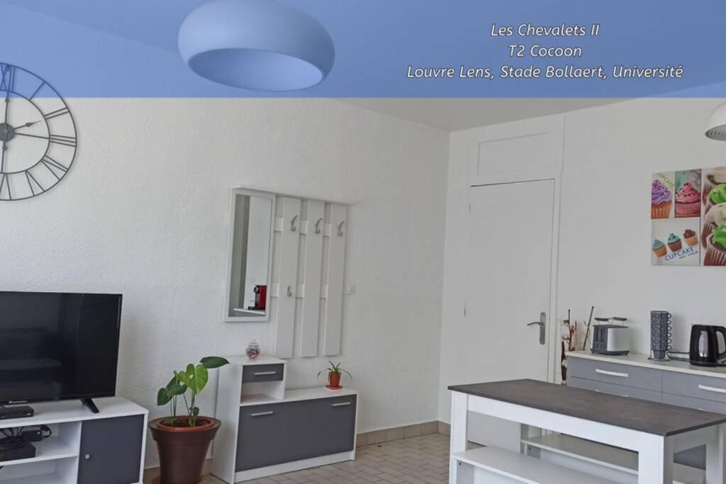 Una cocina o zona de cocina en Les Chevalets II classé 2 étoiles