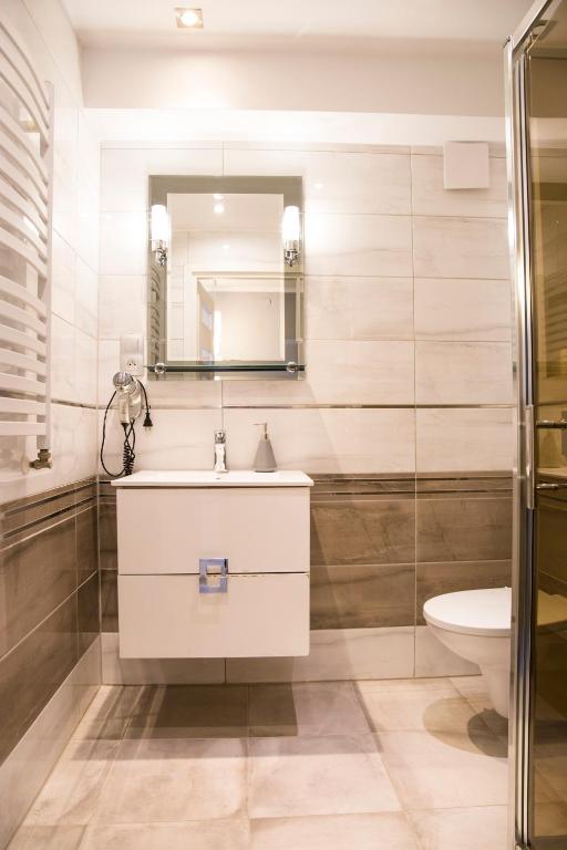 Kúpeľňa v ubytovaní Apartamenty EDEN jacuzzi, sauna