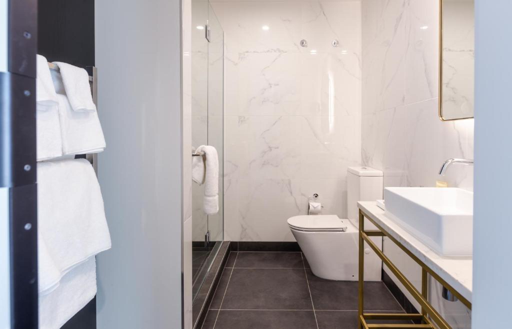 The Muse Christchurch Art Hotel - Resim 21