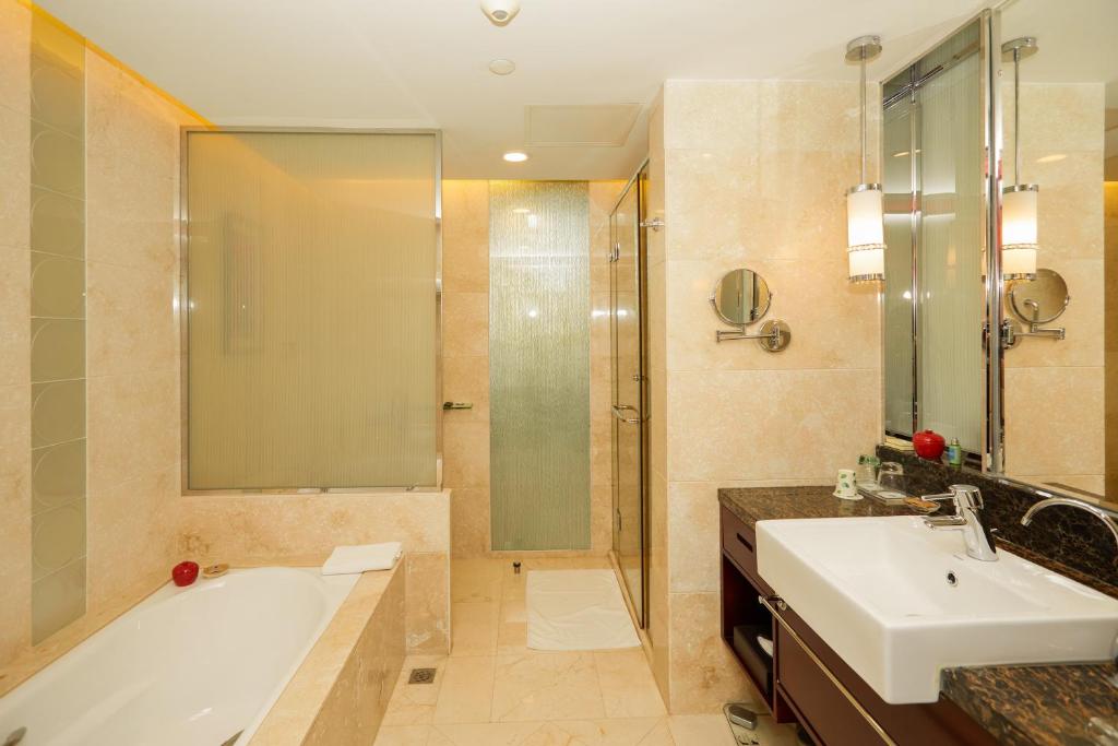 Koupelna v ubytování Soluxe Hotel Guangzhou - Overseas Buyers Registration Service&Canton Fair Free Shuttle Bus 15 Oct to 04 Nov