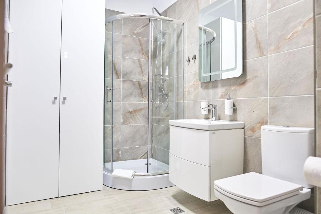 Purple Pearl Apartments Spa n Pool Beach resort - One-Bedroom Apartment