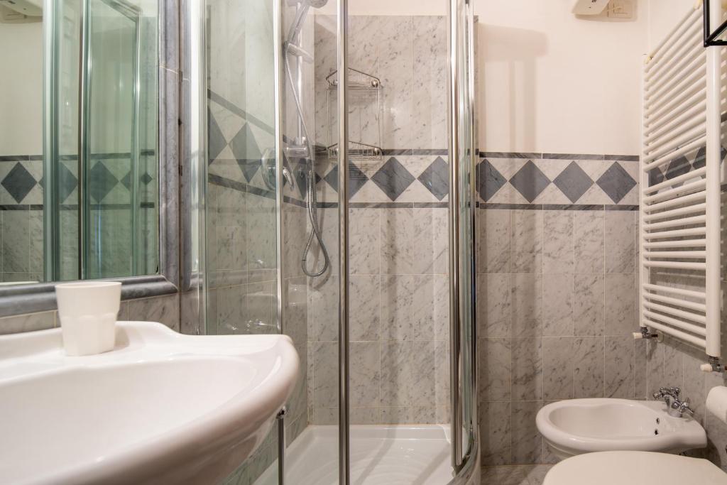 Kúpeľňa v ubytovaní Oltrarno Apartment