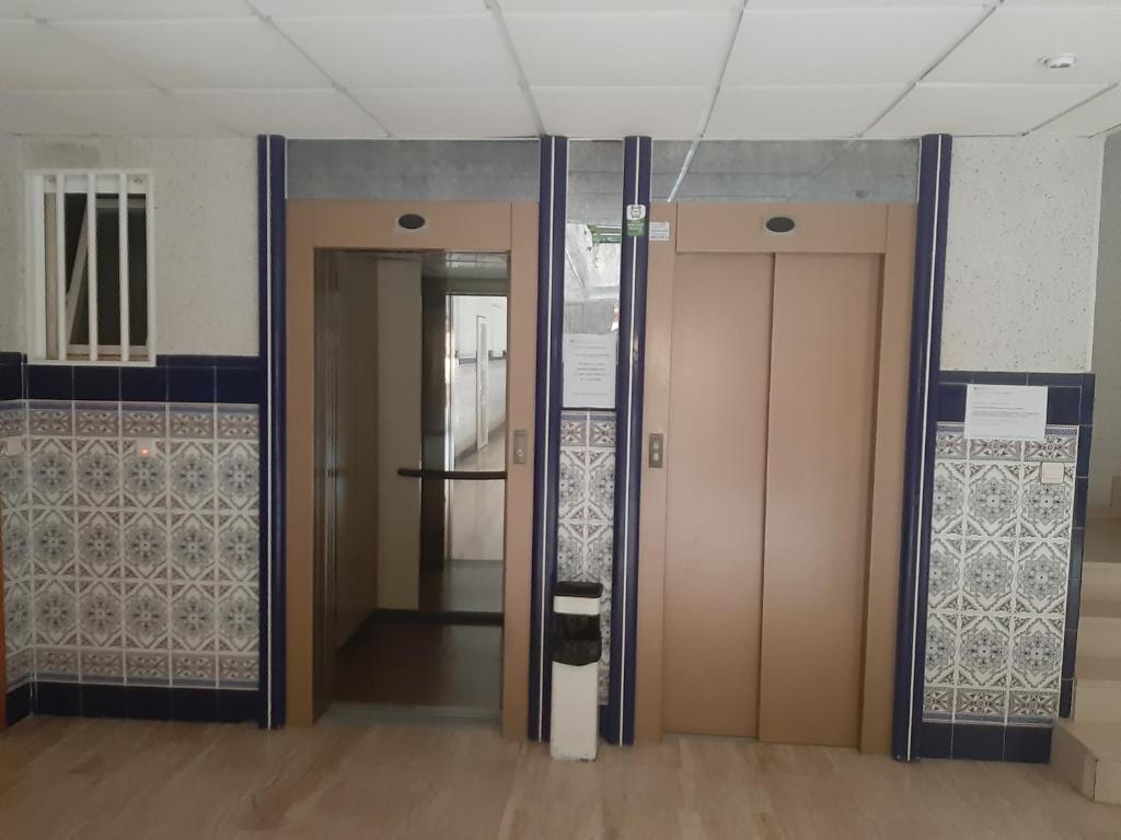 Kúpeľňa v ubytovaní Modern Apartment On Playa Del Cura