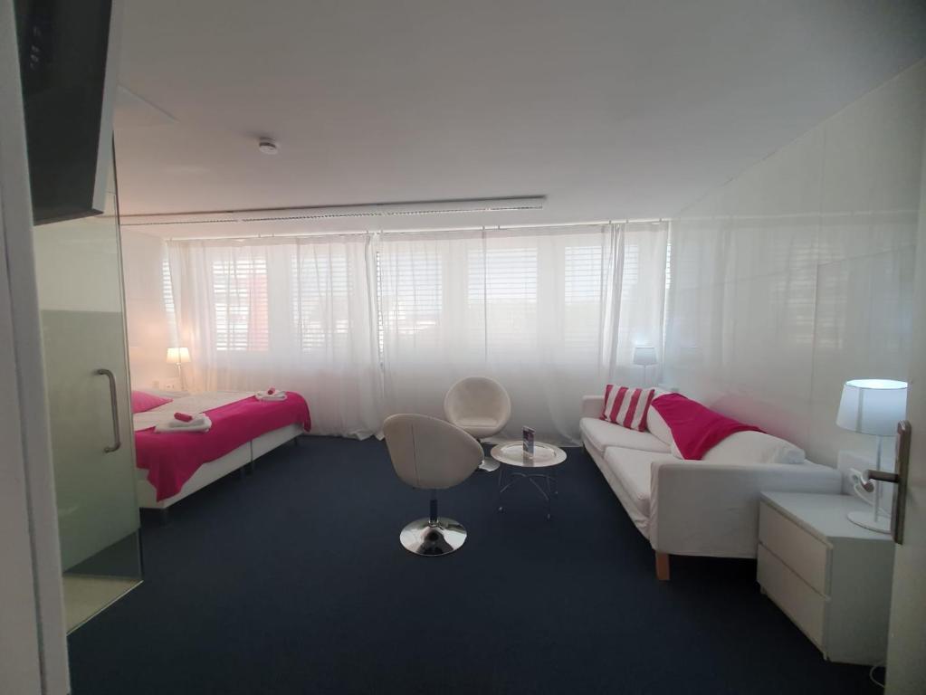 Postel nebo postele na pokoji v ubytování Business Hotel Wiesbaden PRIME