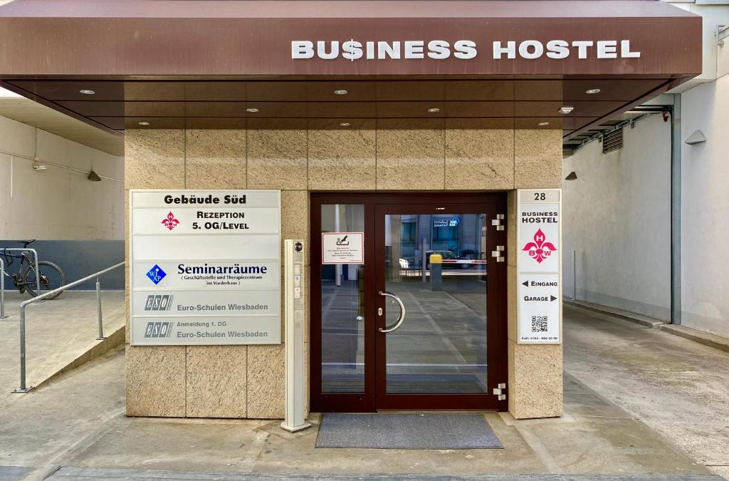 Certifikát, hodnocení, plakát nebo jiný dokument vystavený v ubytování Business Hotel Wiesbaden PRIME