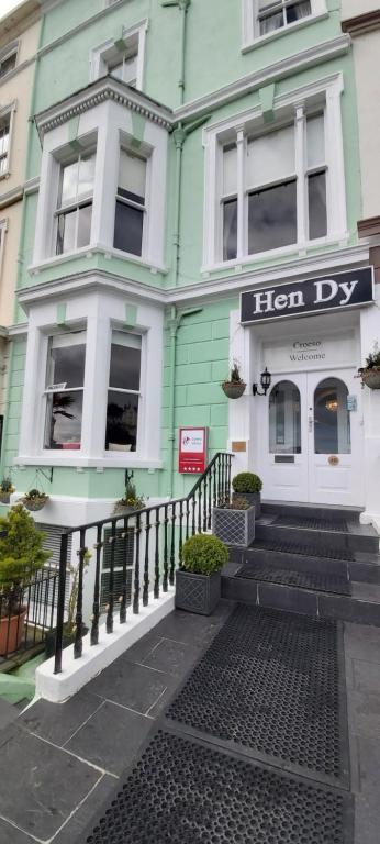 Hen Dy Hotel in Llandudno, Conwy, Wales