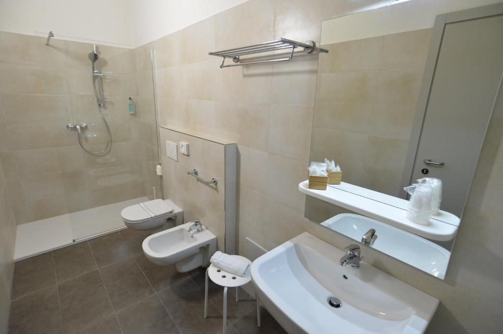 A bathroom at Villa Nadar