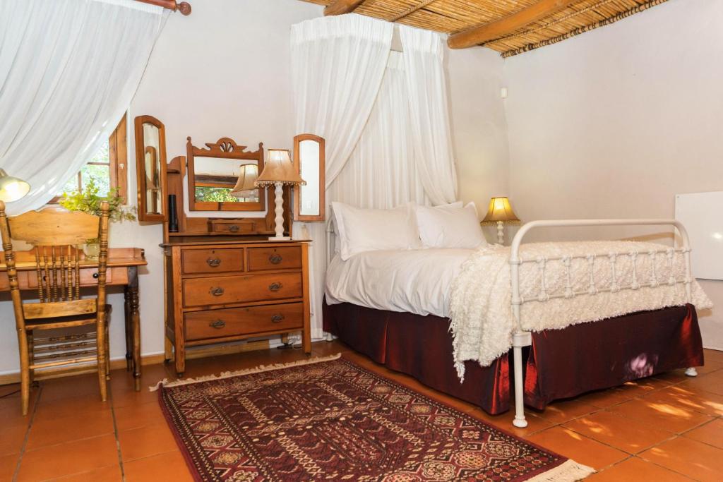 Melkboomsdrift Guest House & Conference Centre - Luxury Triple Room