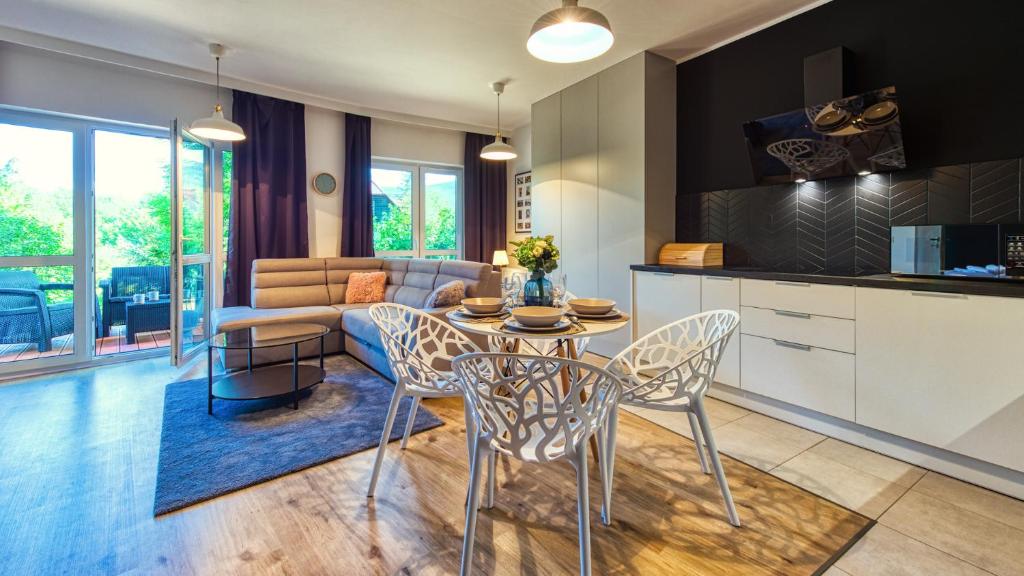 Apartamenty Holiday Mountain Residence by Royal Aparts - 10