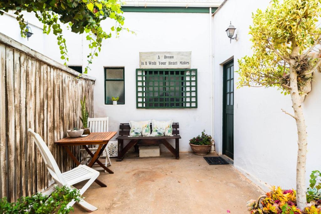 Melkboomsdrift Guest House & Conference Centre - Standard Double Room