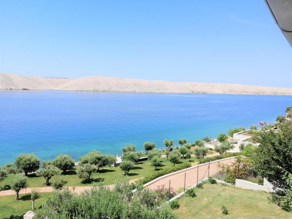 a view of the lake from the apartment at Summer House Hacienda, Pag - Miškovići in Miškovići