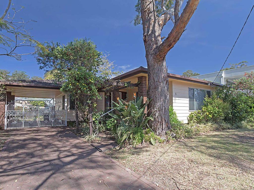 Budova, kde se prázdninový dům nachází