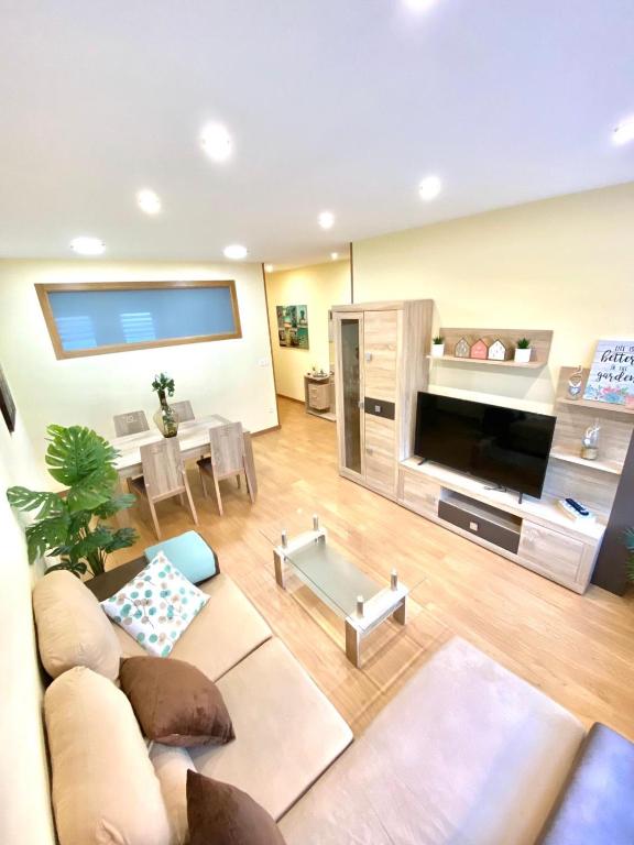 Kuchyň nebo kuchyňský kout v ubytování ARENAL HOME, PARKING GRATIS