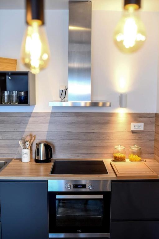 Kuchyň nebo kuchyňský kout v ubytování Apt Ljupka - Zadar - with private free parking