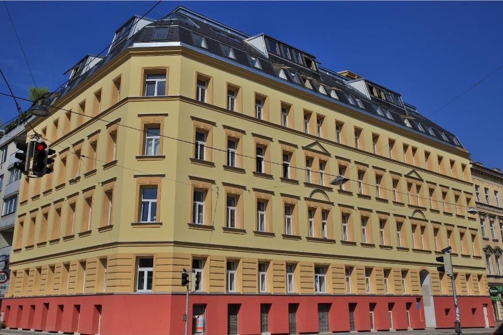Budynek, w którym mieści się apartament