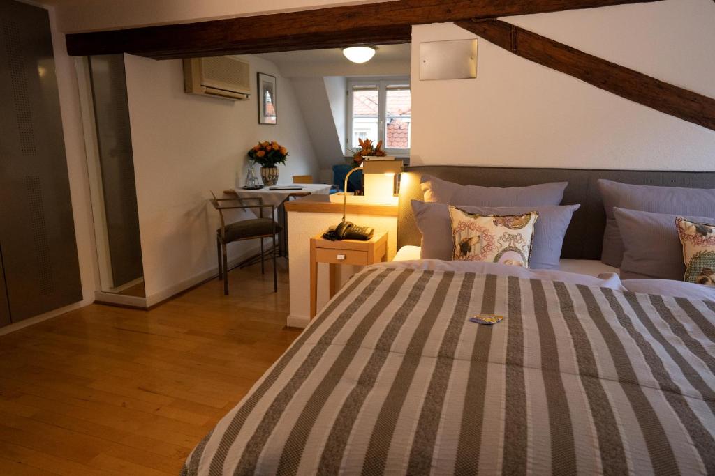 Hotel Goldener Falke - Resim 15