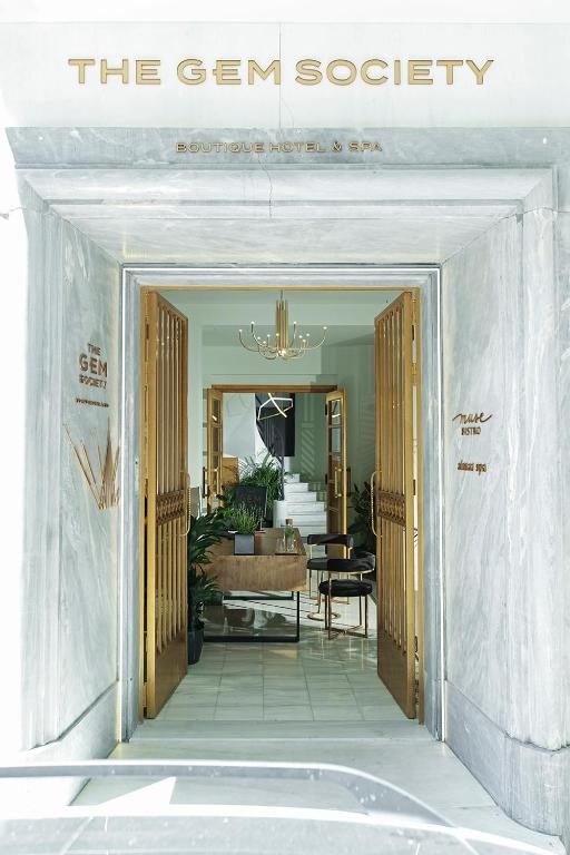 The Gem Society Hotel - Resim 10
