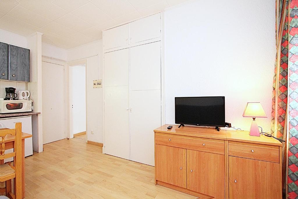 Apartaments Nàutic - One-Bedroom Apartment Street View