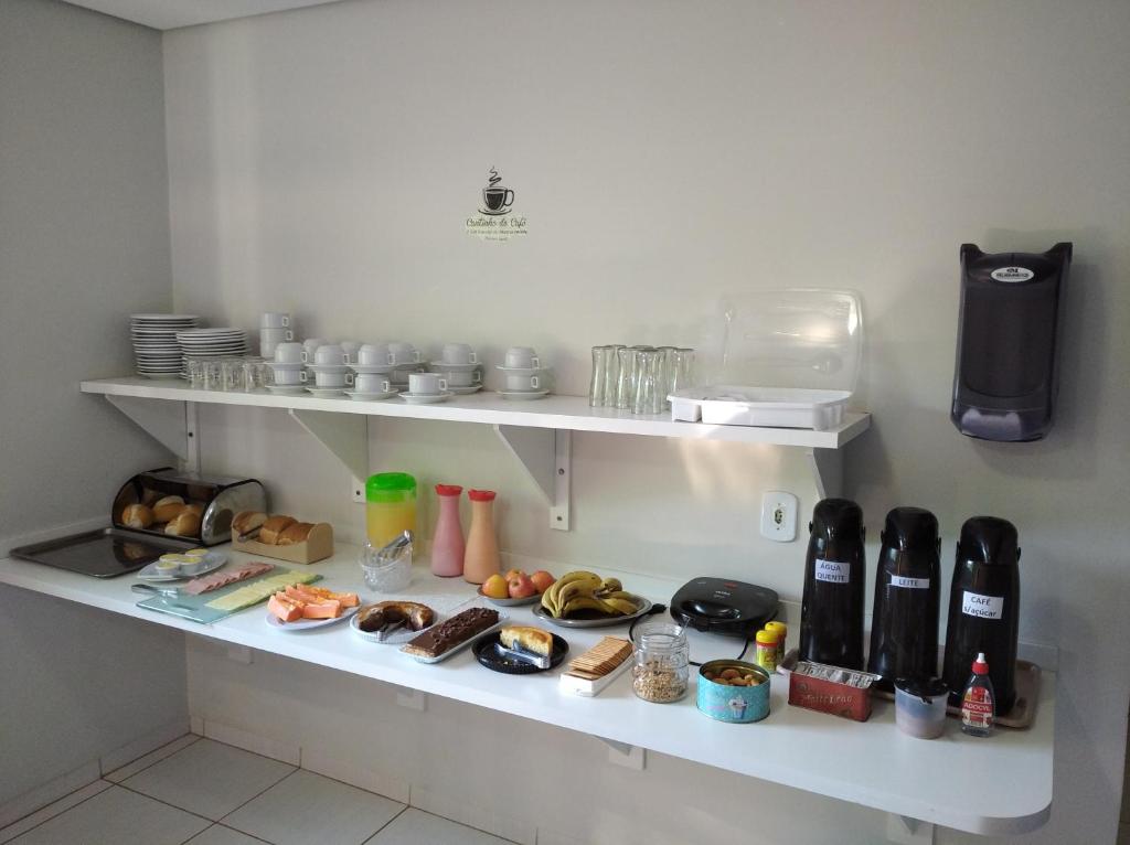  Angelu's Hotel