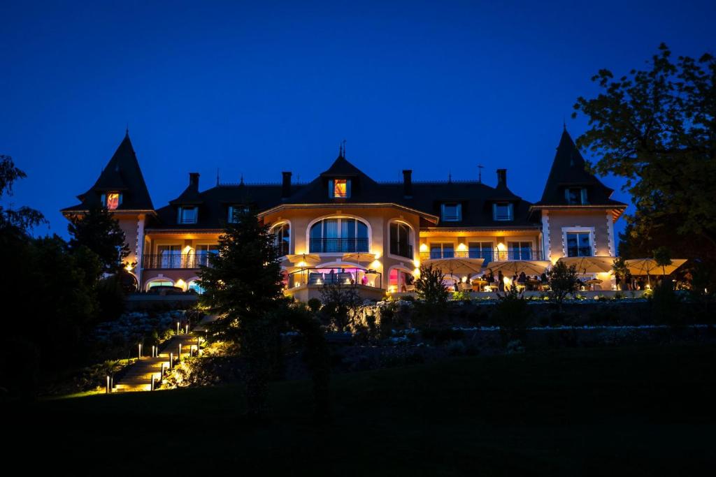 Zahrada ubytování Hôtel L'Incomparable by Les Etincelles
