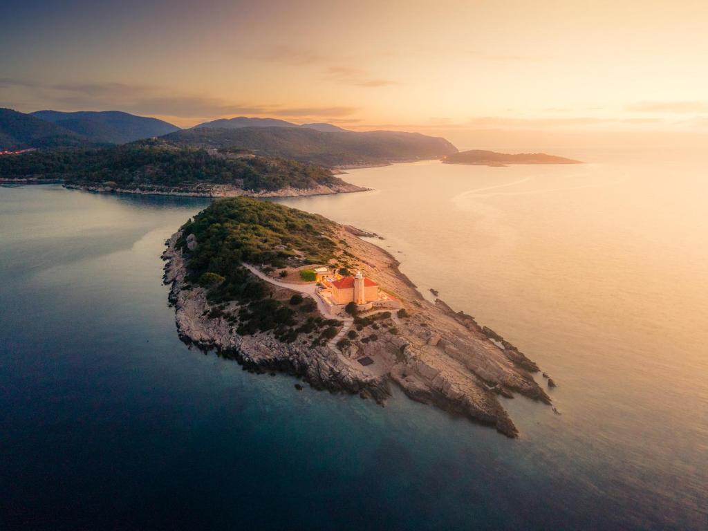 Villa Luxury Lighthouse Vis-Croatia, Croatia - Booking.com