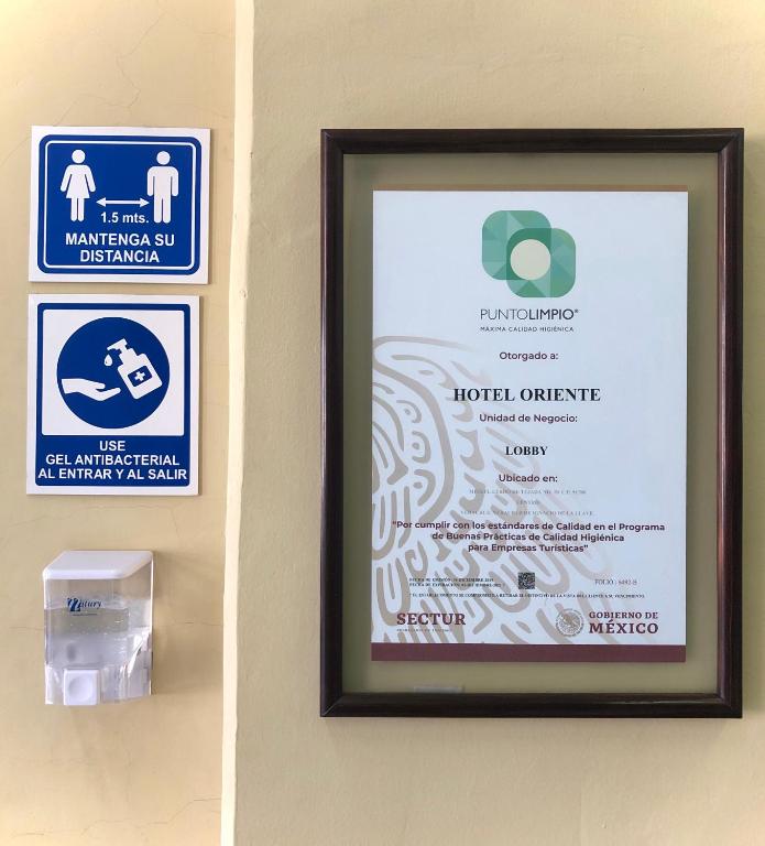 Certifikát, hodnocení, plakát nebo jiný dokument vystavený v ubytování Hotel Oriente
