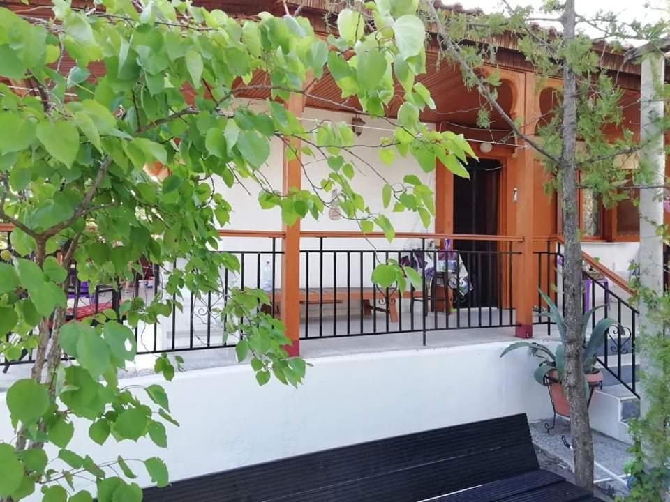 Balkón nebo terasa v ubytování Zara's love