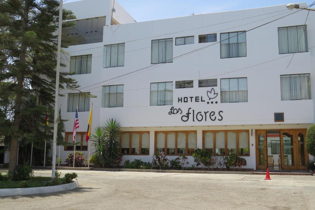Hotel Las Flores photo