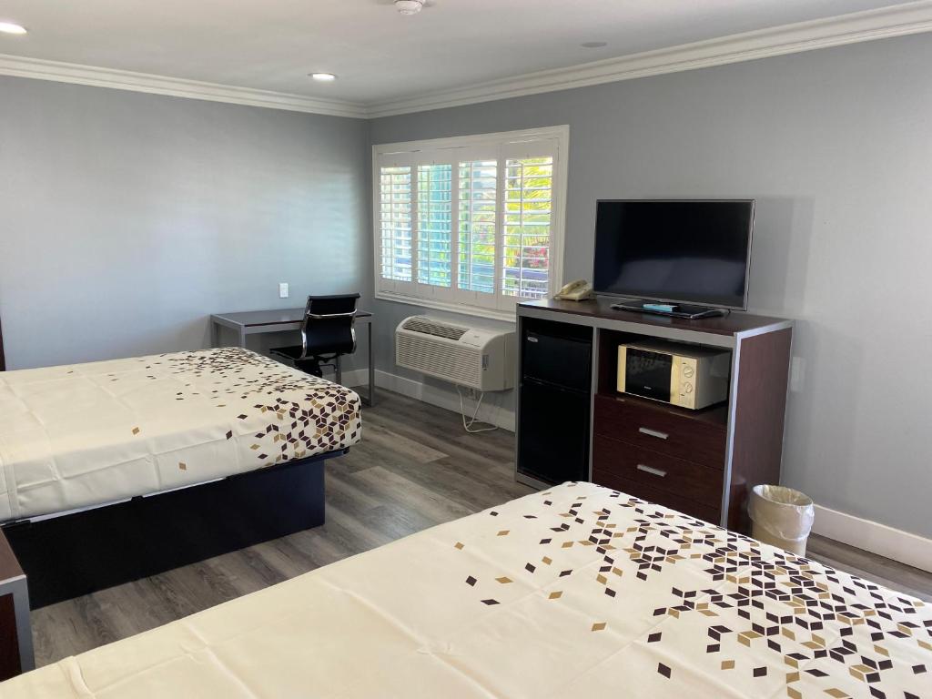 Regency Motel - Quarto Queen Com Duas Camas Queen Size