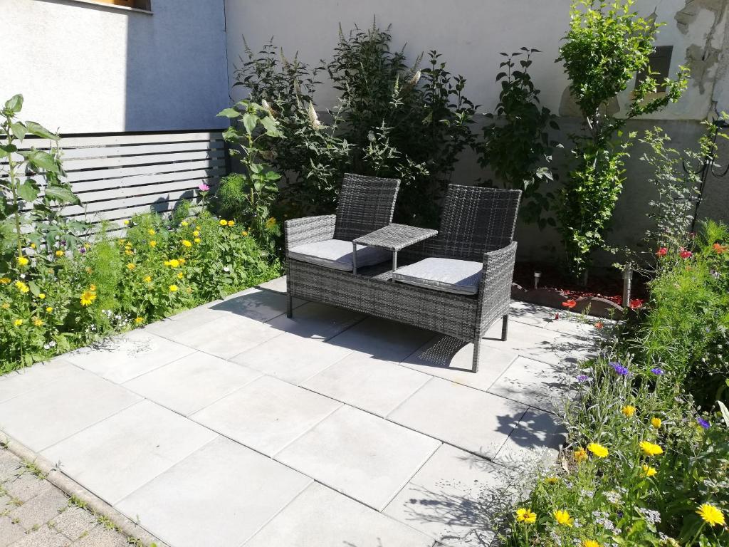 En terrasse eller udendørsområde på Wohnung