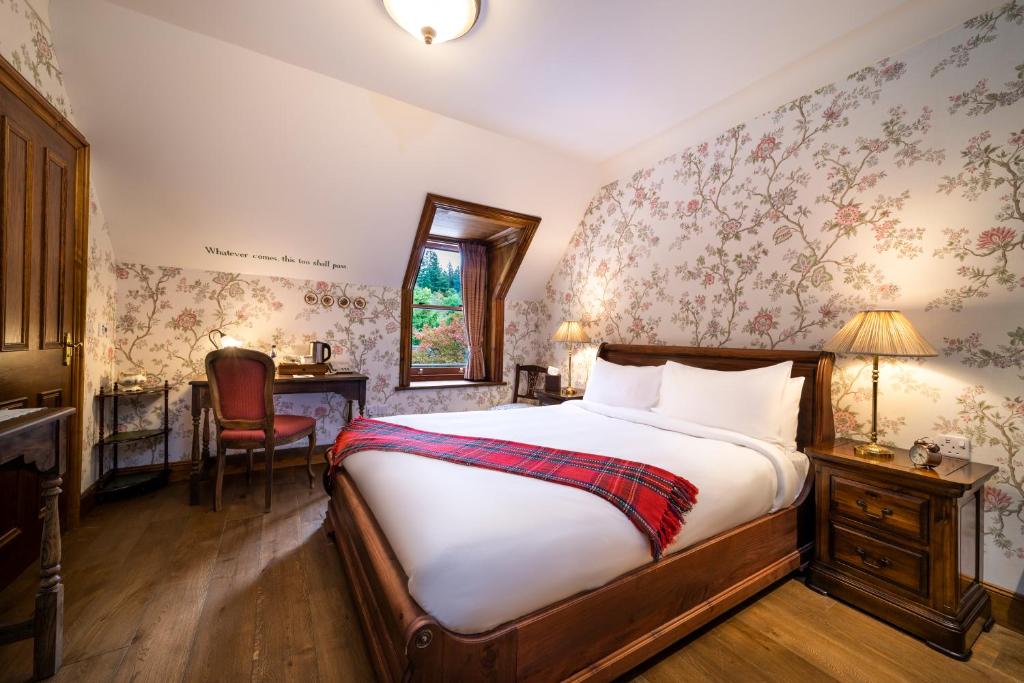 Postel nebo postele na pokoji v ubytování Rokeby Manor