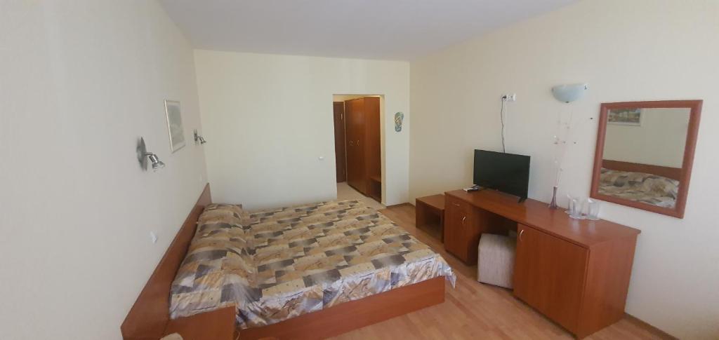 TV a/nebo společenská místnost v ubytování Diamond Hotel