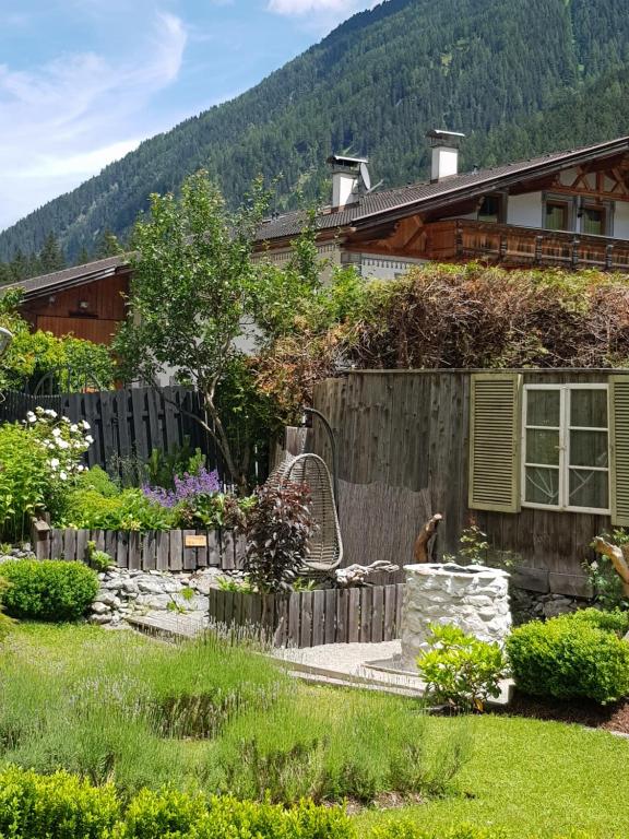 Výhľad na hory alebo výhľad na hory priamo z apartmánu