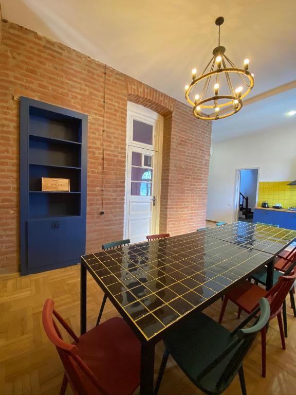 Fotografie z fotogalerie ubytování Red Door v destinaci Tbilisi City