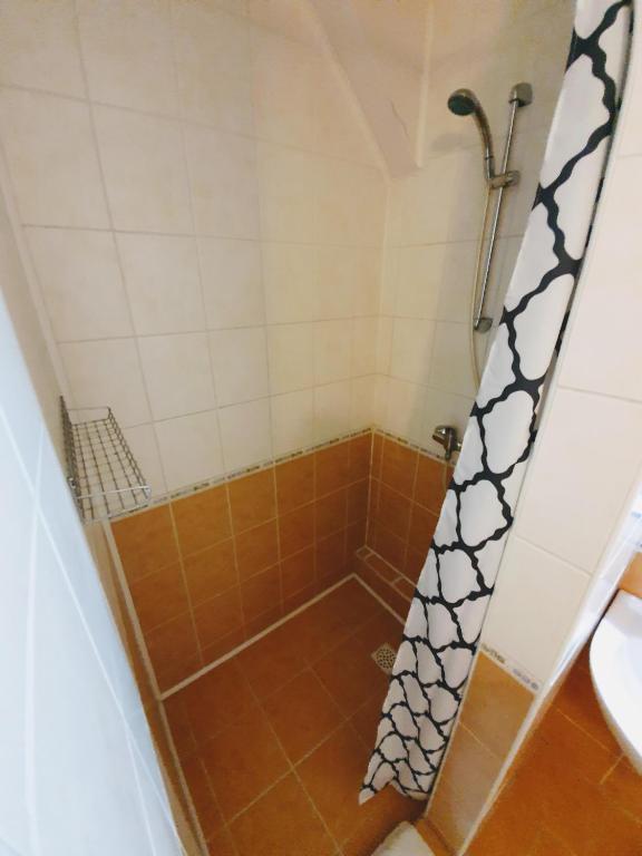 Koupelna v ubytování Hotel Senica, Garni
