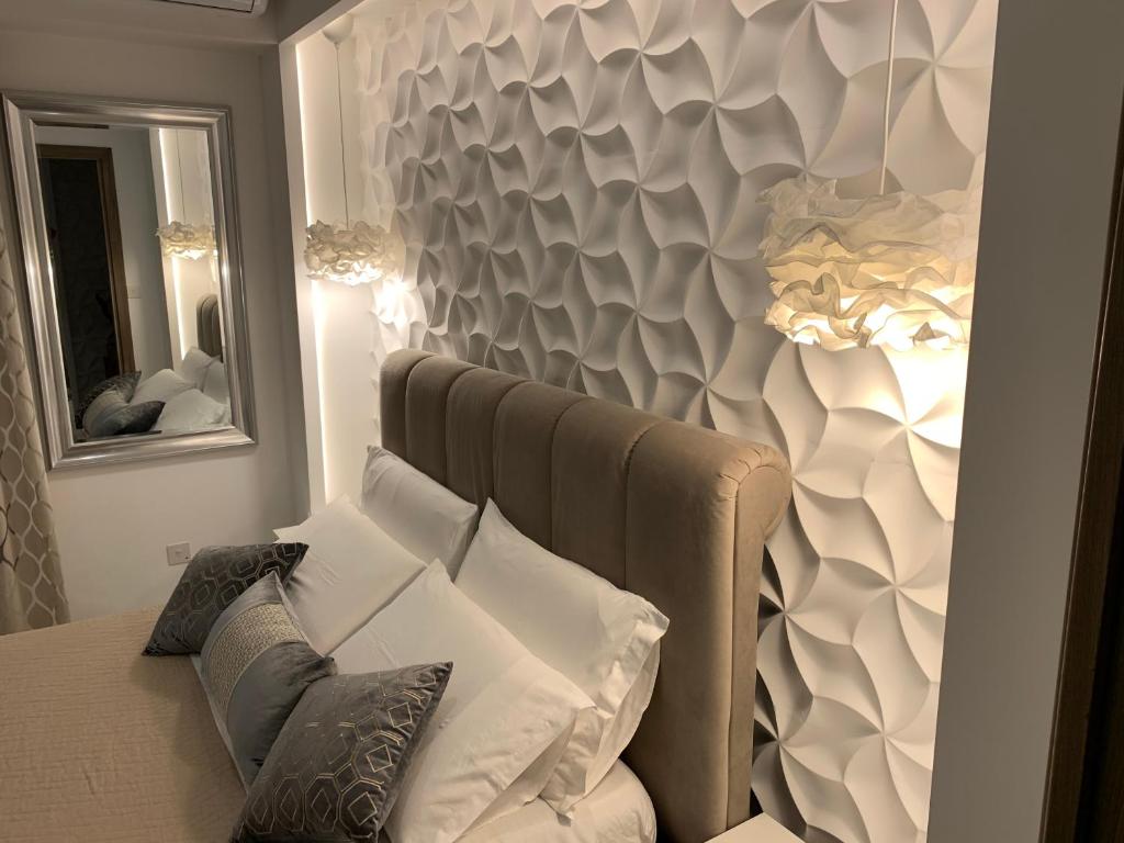 Artist Terrace Apartments - 12