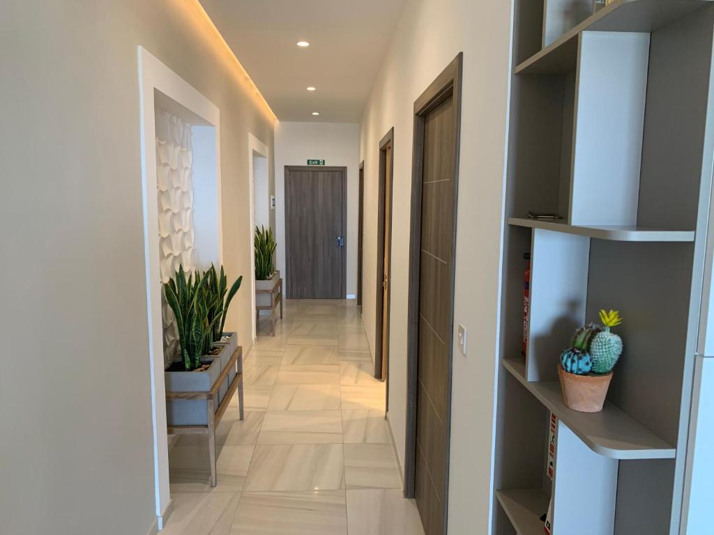 Artist Terrace Apartments - 8