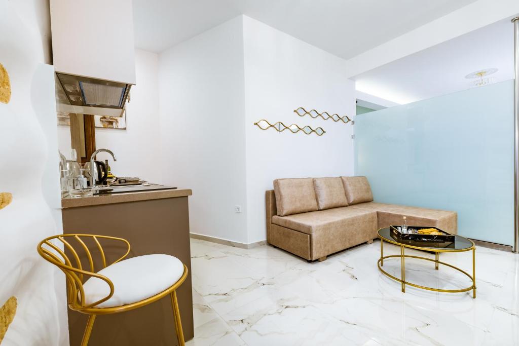 Posezení v ubytování Konmari Boutique Suites