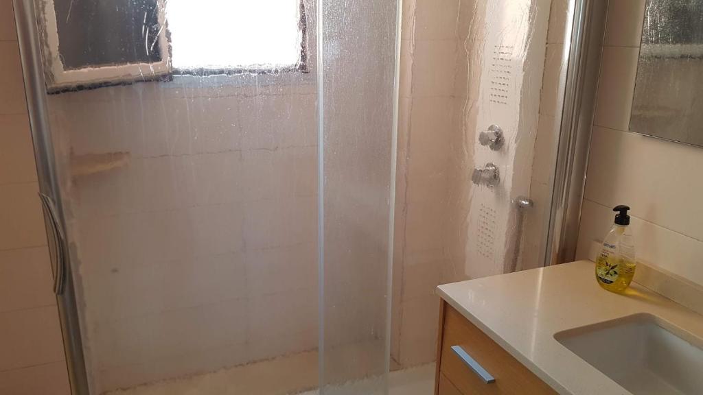 Kúpeľňa v ubytovaní Apartamento con tres dormitorios Vista Mar
