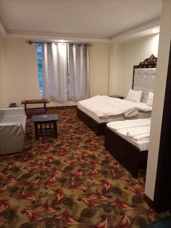 Iconic Hotel and Restaurant Naran (Pakistán Naran)