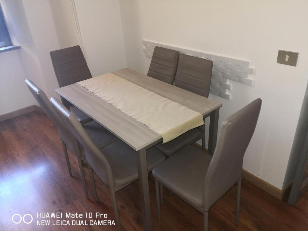 Zdjęcie z galerii obiektu Trastevere four seasons Glorioso w Rzymie