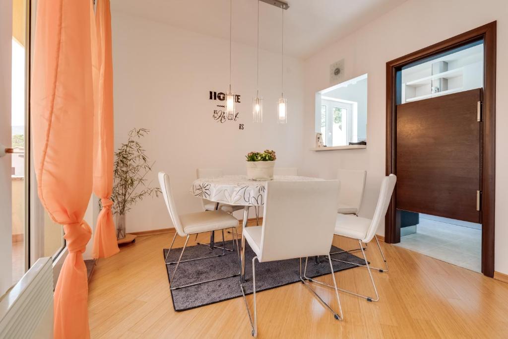 Część wypoczynkowa w obiekcie House ARIFRAGO