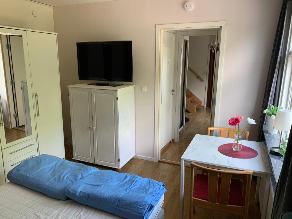 Villa Tullgatan Borgholm - Habitación Doble Con Baño Privado